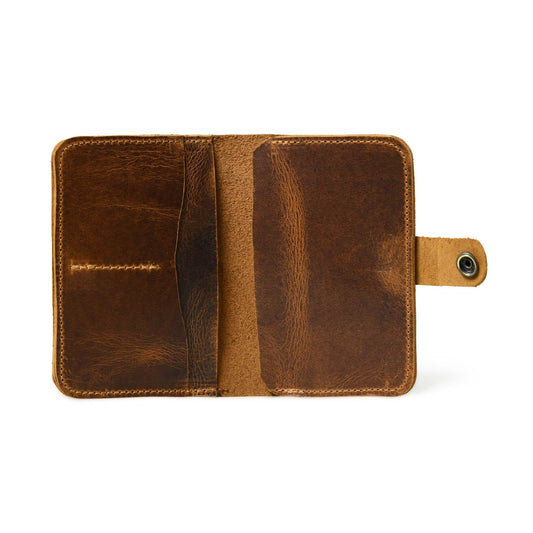 Chic Voyage Passport Sleeve - Brown