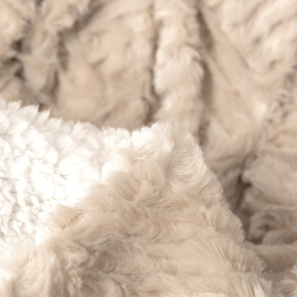 Champange Ivory Geometric Faux Fur Throw Blanket